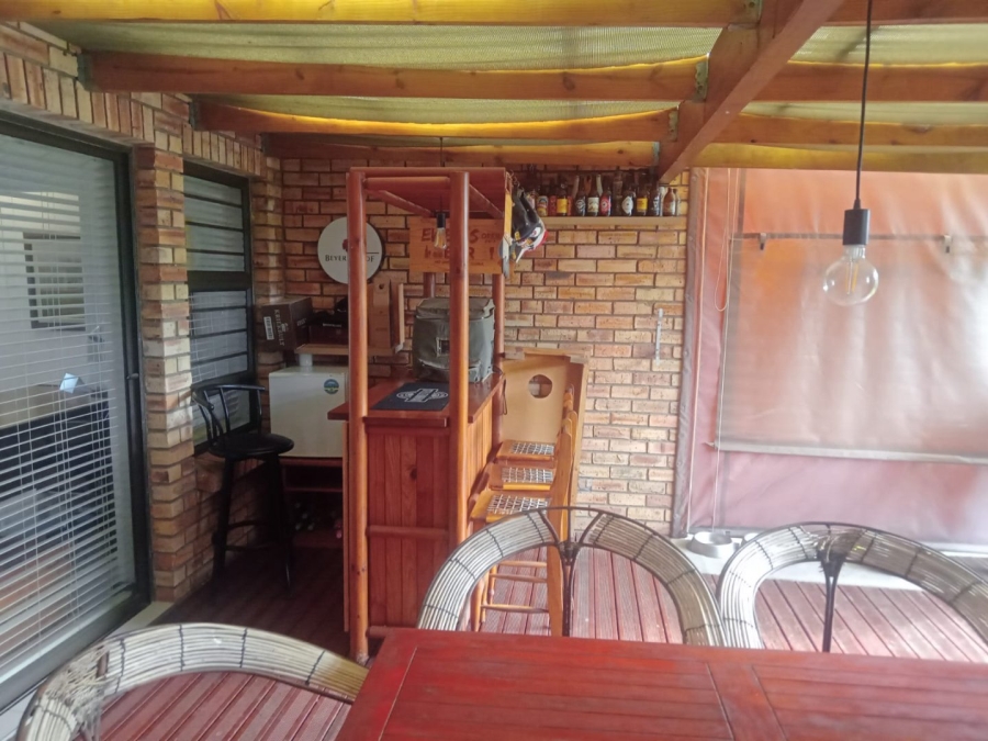 3 Bedroom Property for Sale in Noorsekloof Eastern Cape